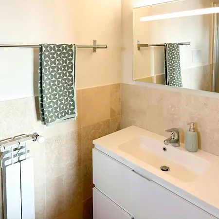 Daire Tuscan With Panoramic Views In Iano *